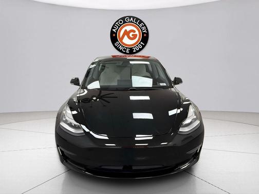 Solid Black 2019 Tesla Model 3 Mid Range