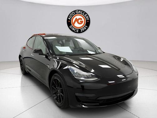 Solid Black 2019 Tesla Model 3 Mid Range