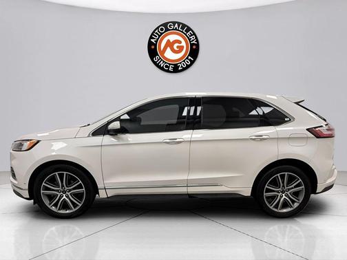 WHITE PLATINUM MET TRI-COAT 2019 Ford Edge Titanium