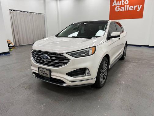 WHITE PLATINUM MET TRI-COAT 2019 Ford Edge Titanium