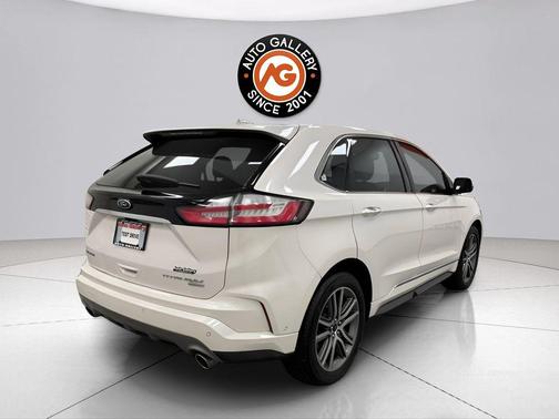 WHITE PLATINUM MET TRI-COAT 2019 Ford Edge Titanium