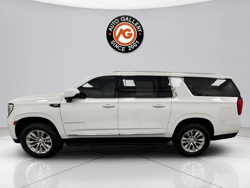 White 2021 GMC Yukon XL SLT