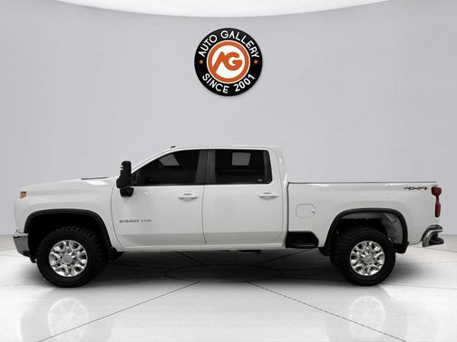 Summit White 2021 Chevrolet Silverado 2500 LT