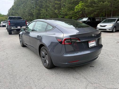 Midnight Silver Metallic 2023 Tesla Model 3 Standard Range