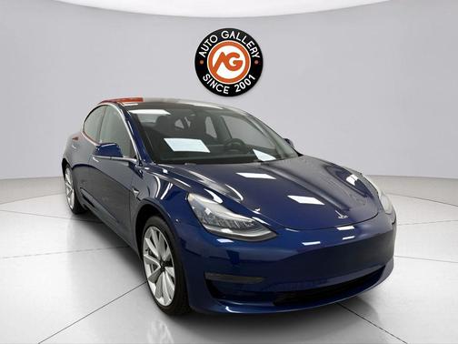 Deep Blue Metallic 2019 Tesla Model 3 Mid Range