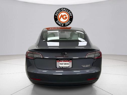 Silver 2018 Tesla Model 3 Long Range