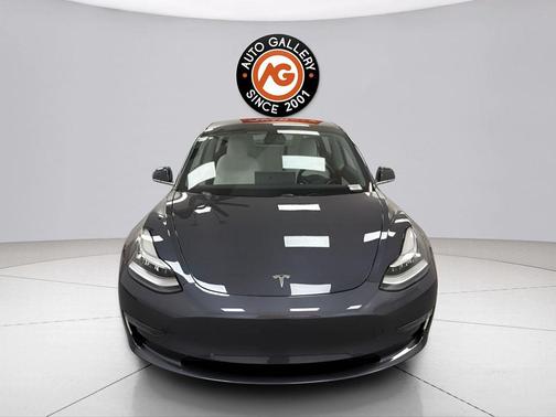 Silver 2018 Tesla Model 3 Long Range