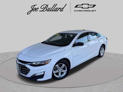 Summit White 2023 Chevrolet Malibu 1LS