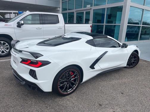 2023 Chevrolet Corvette Stingray w/2LT
