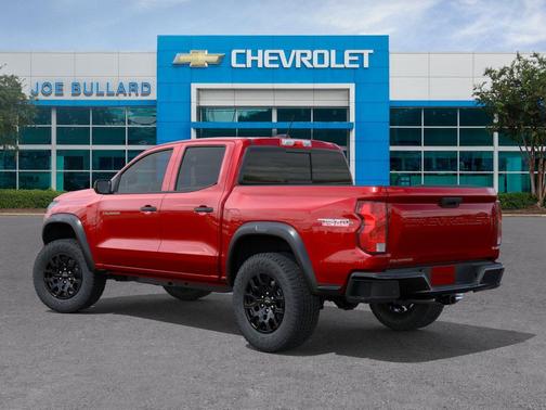 Radiant Red Tintcoat 2026 Chevrolet Colorado Trail Boss