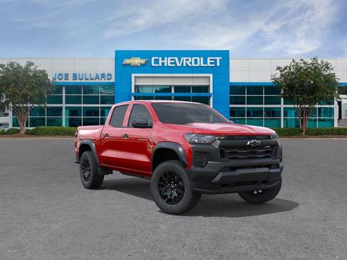 Radiant Red Tintcoat 2026 Chevrolet Colorado Trail Boss