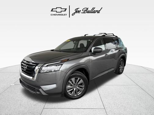 2023 Nissan Pathfinder SV FWD