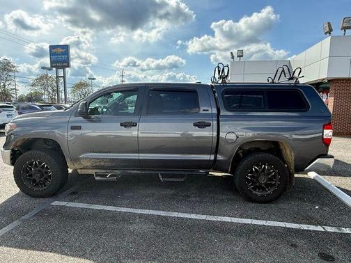 2020 Toyota Tundra SR5