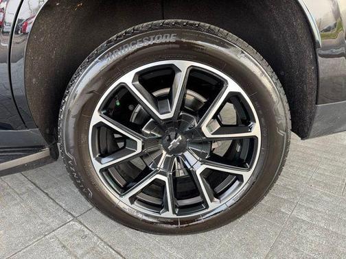 2024 Chevrolet Tahoe 2WD RST
