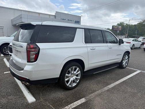 2024 Chevrolet Suburban 2WD High Country