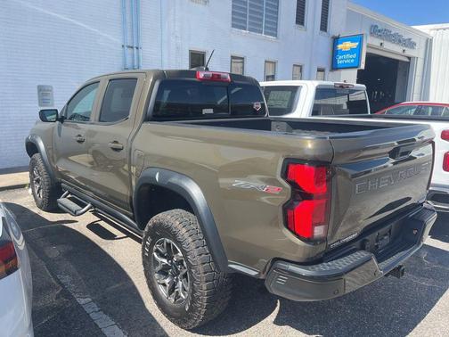 2024 Chevrolet Colorado ZR2
