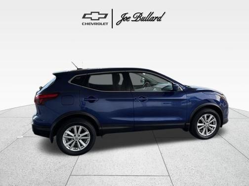 2017 Nissan Rogue Sport S