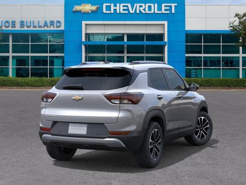Sterling Gray Metallic 2026 Chevrolet Trailblazer LT