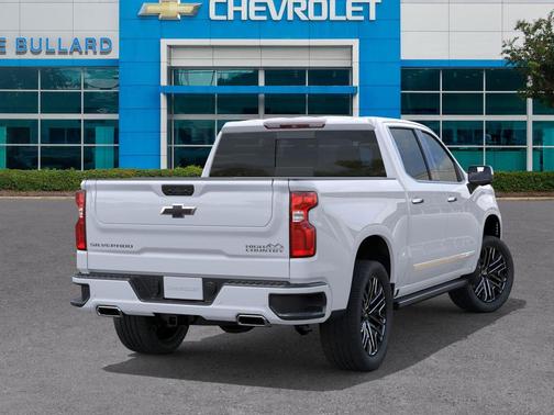 Polar White Tricoat 2026 Chevrolet Silverado 1500 High Country