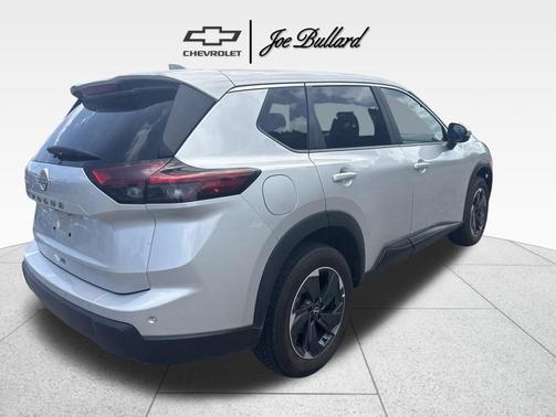 Brilliant Silver Metallic 2025 Nissan Rogue SV