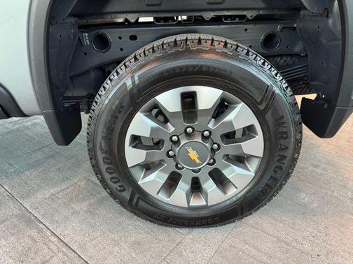 2024 Chevrolet Silverado 2500 Custom