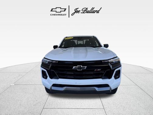 Summit White 2023 Chevrolet Colorado Z71