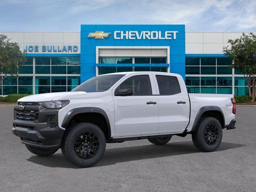 Summit White 2026 Chevrolet Colorado Trail Boss
