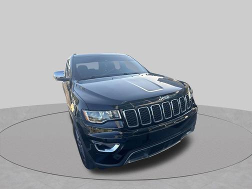 Diamond Black Crystal Pearlcoat 2021 Jeep Grand Cherokee Limited