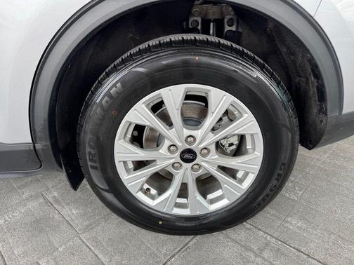Silver Metallic 2024 Ford Escape Active