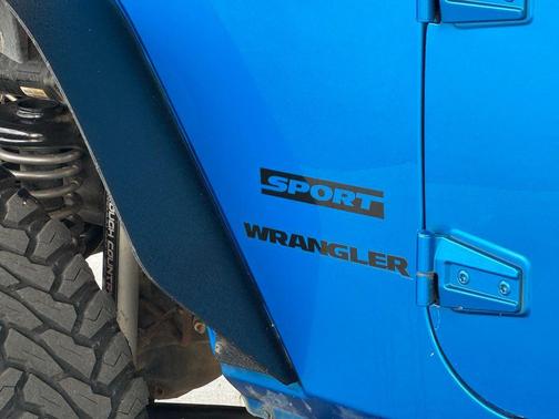 2016 Jeep Wrangler Sport