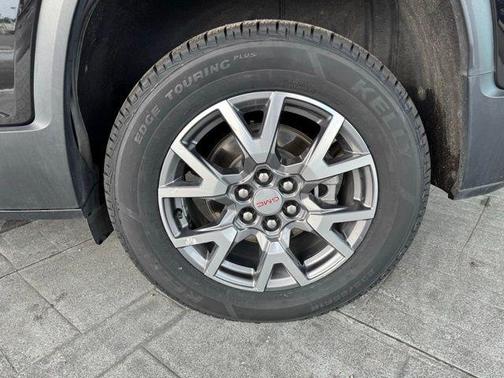 2023 GMC Acadia FWD SLT