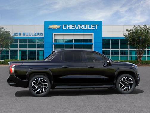 2024 Chevrolet Silverado EV RST