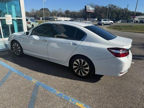 2017 Honda Accord Hybrid EX-L