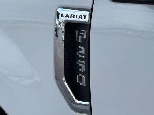 OXFORD WHITE 2020 Ford F-250 Lariat