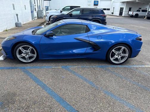 Elkhart Lake Blue Metallic 2023 Chevrolet Corvette Stingray w/2LT