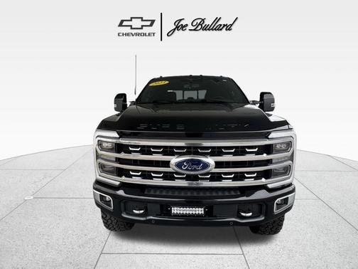 2023 Ford F-250 Platinum