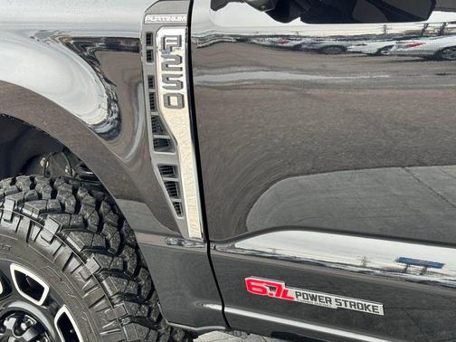 2023 Ford F-250 Platinum