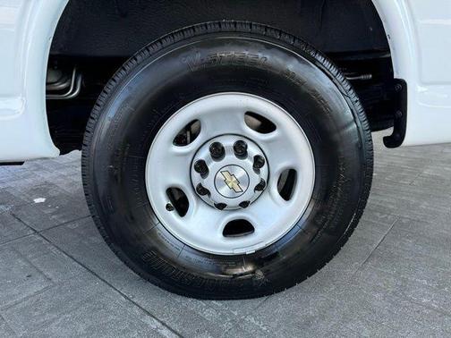 2023 Chevrolet Express 3500 RWD 3500 Regular Wheelbase LS