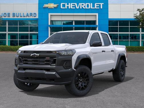 Summit White 2026 Chevrolet Colorado Trail Boss