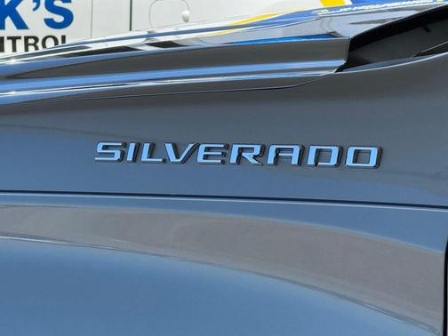Sterling Gray Metallic 2023 Chevrolet Silverado 1500 LT
