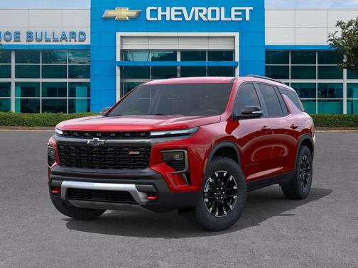 Radiant Red Tintcoat 2026 Chevrolet Traverse AWD Z71