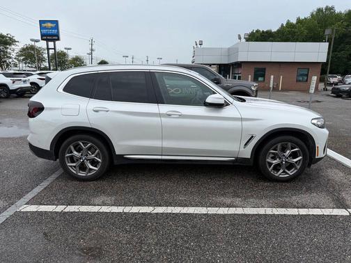 White Metallic 2024 BMW X3 sDrive30i