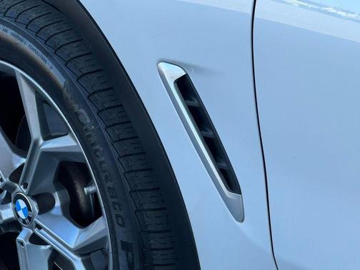 White Metallic 2024 BMW X3 sDrive30i