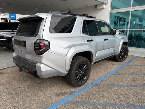 Cutting Edge 2025 Toyota 4Runner Hybrid Platinum