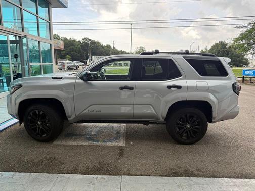 Cutting Edge 2025 Toyota 4Runner Hybrid Platinum