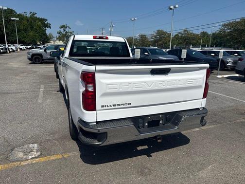 Summit White 2023 Chevrolet Silverado 1500 WT