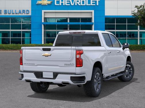 Polar White Tricoat 2026 Chevrolet Silverado 1500 High Country