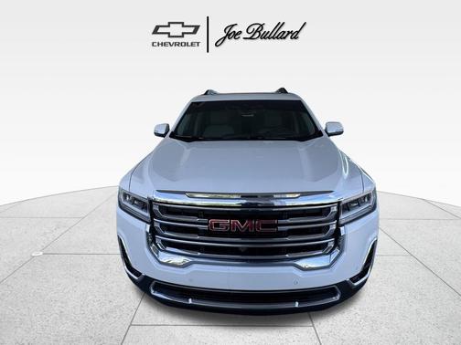 White Frost Tricoat 2023 GMC Acadia FWD SLT