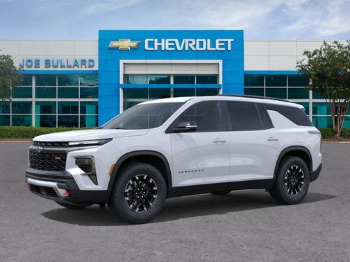 Polar White Tricoat 2026 Chevrolet Traverse AWD Z71