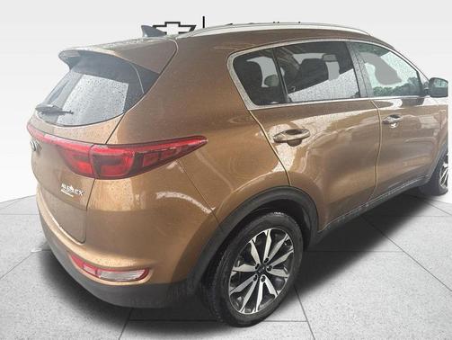 Burnished Copper 2017 Kia Sportage EX